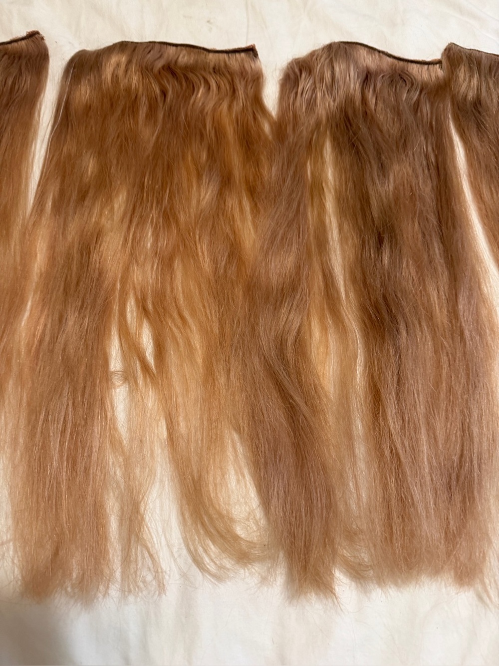 Bellami-20 inch Luxurious Blonde Hair Extensions clip on-lots of 7 clamps